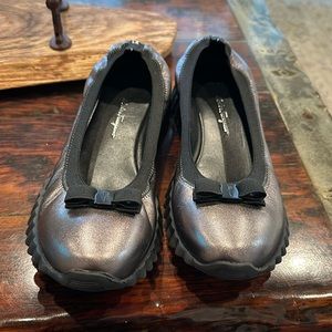 Salvatore Ferragamo Black Platform Scrunch Ballet Flats Size 10.5